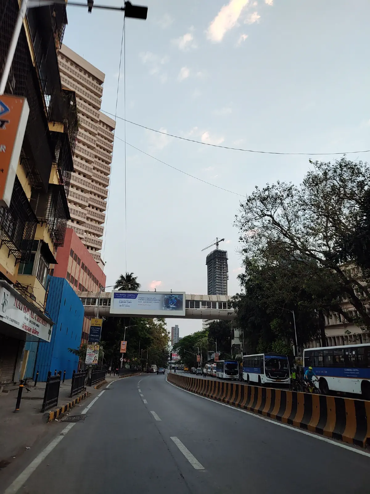 A skybridge over the road.
